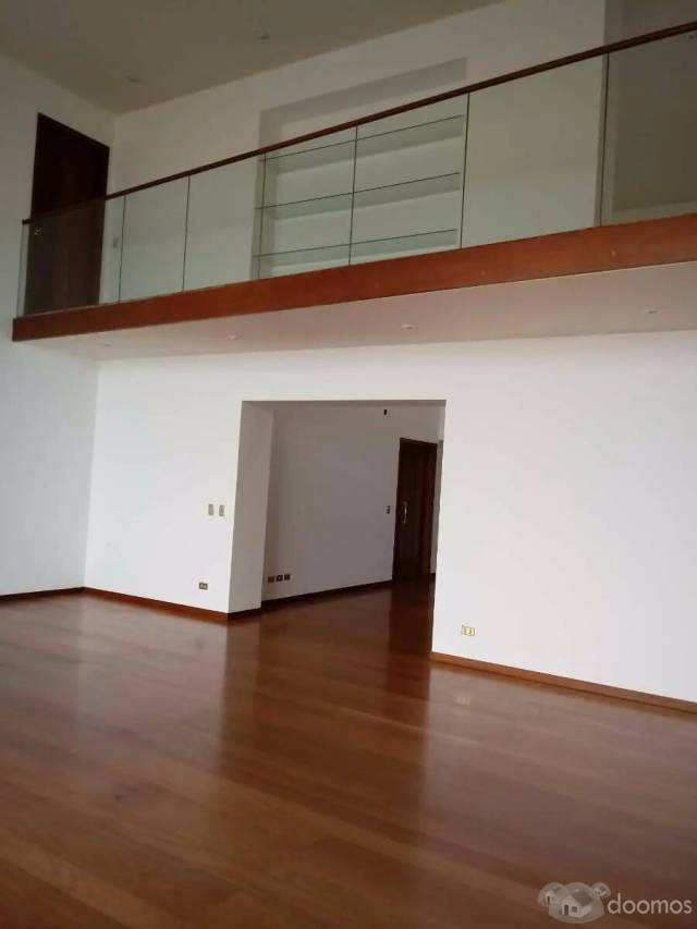 VENDO AMPLIO PENTHOUSE DUPLEX en CHORRILLOS