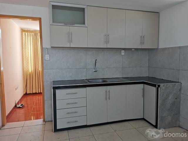 Se alquila minidepartamento entrada independiente en La Molina