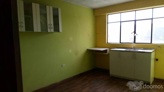 vendo casa de 3 pisos en santa clara